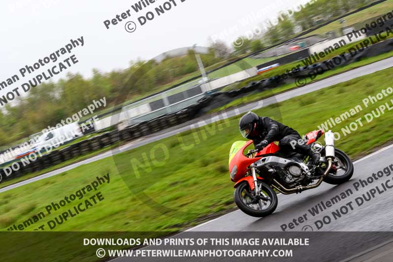 Three Sisters;Three Sisters photographs;Three Sisters trackday photographs;enduro digital images;event digital images;eventdigitalimages;lydden no limits trackday;no limits trackdays;peter wileman photography;racing digital images;trackday digital images;trackday photos