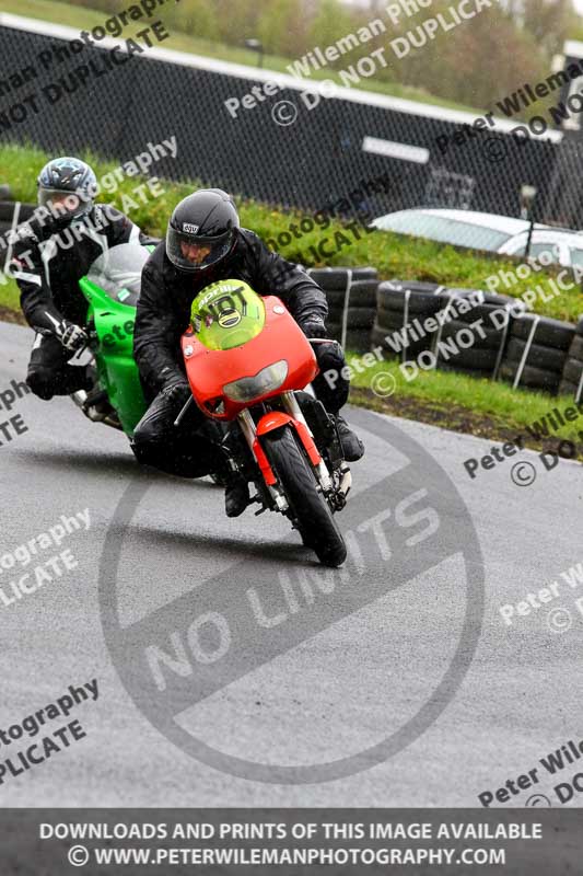 Three Sisters;Three Sisters photographs;Three Sisters trackday photographs;enduro digital images;event digital images;eventdigitalimages;lydden no limits trackday;no limits trackdays;peter wileman photography;racing digital images;trackday digital images;trackday photos