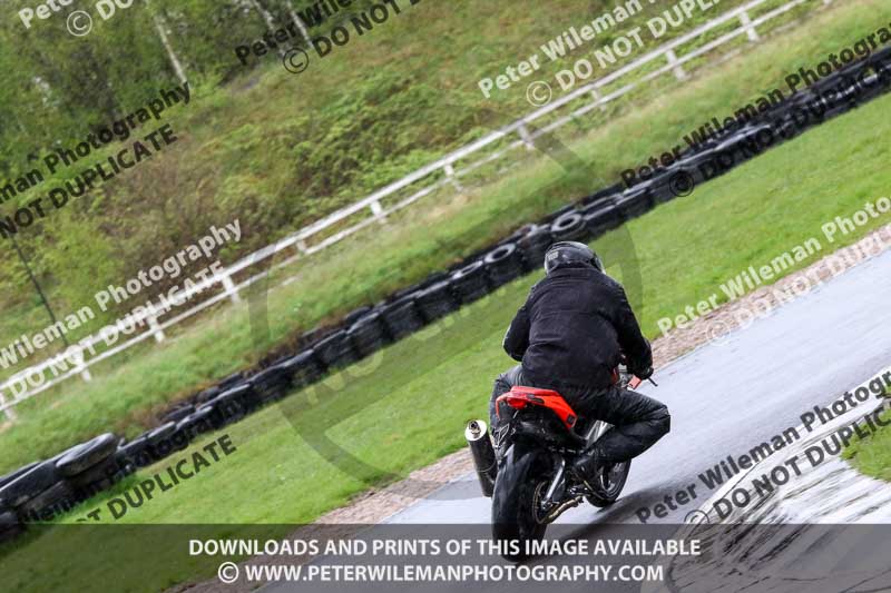 Three Sisters;Three Sisters photographs;Three Sisters trackday photographs;enduro digital images;event digital images;eventdigitalimages;lydden no limits trackday;no limits trackdays;peter wileman photography;racing digital images;trackday digital images;trackday photos