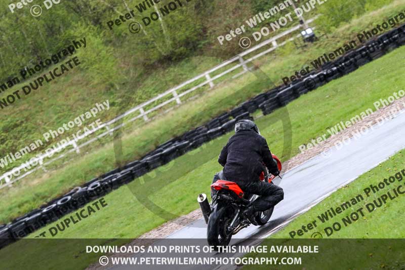 Three Sisters;Three Sisters photographs;Three Sisters trackday photographs;enduro digital images;event digital images;eventdigitalimages;lydden no limits trackday;no limits trackdays;peter wileman photography;racing digital images;trackday digital images;trackday photos