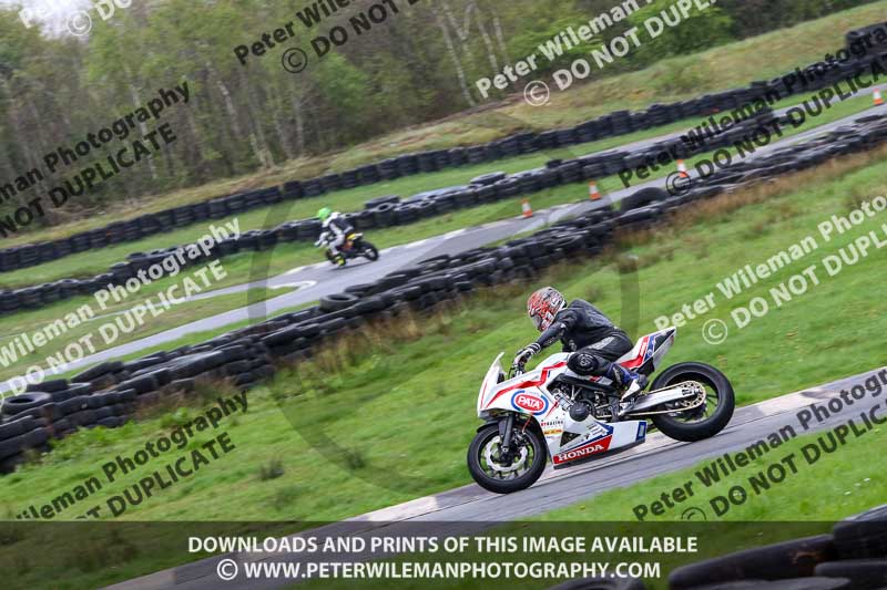 Three Sisters;Three Sisters photographs;Three Sisters trackday photographs;enduro digital images;event digital images;eventdigitalimages;lydden no limits trackday;no limits trackdays;peter wileman photography;racing digital images;trackday digital images;trackday photos