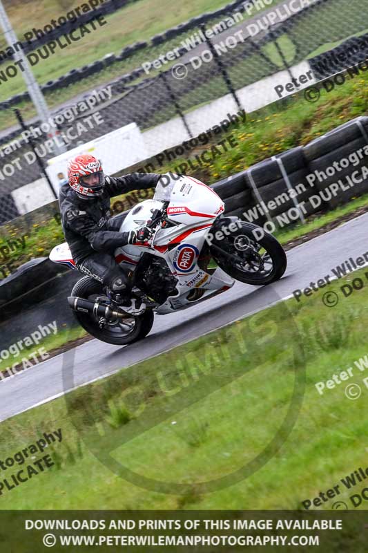 Three Sisters;Three Sisters photographs;Three Sisters trackday photographs;enduro digital images;event digital images;eventdigitalimages;lydden no limits trackday;no limits trackdays;peter wileman photography;racing digital images;trackday digital images;trackday photos