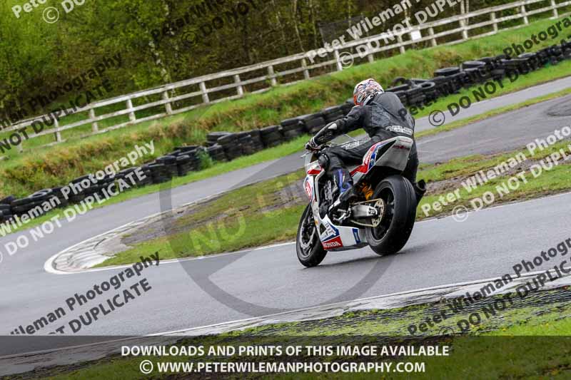 Three Sisters;Three Sisters photographs;Three Sisters trackday photographs;enduro digital images;event digital images;eventdigitalimages;lydden no limits trackday;no limits trackdays;peter wileman photography;racing digital images;trackday digital images;trackday photos