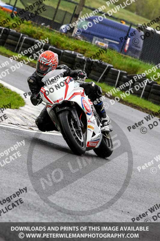 Three Sisters;Three Sisters photographs;Three Sisters trackday photographs;enduro digital images;event digital images;eventdigitalimages;lydden no limits trackday;no limits trackdays;peter wileman photography;racing digital images;trackday digital images;trackday photos