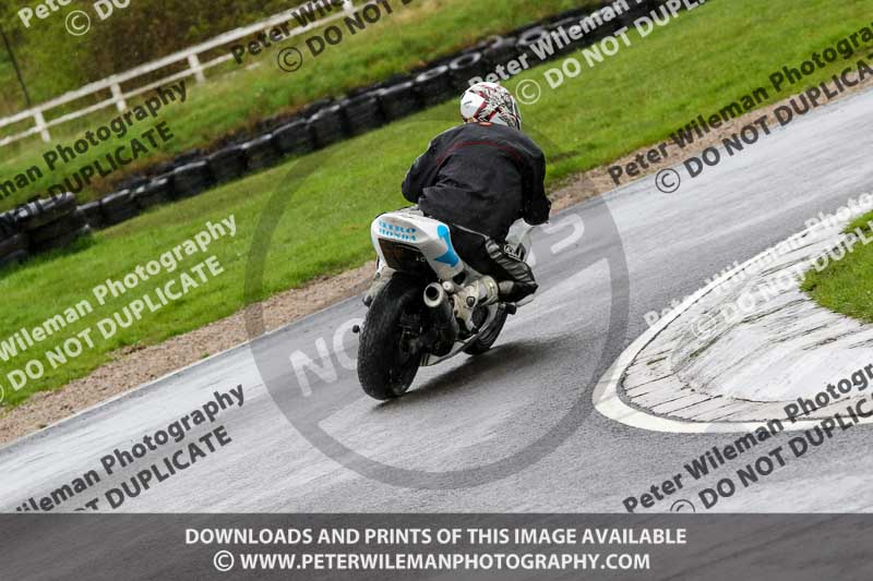 Three Sisters;Three Sisters photographs;Three Sisters trackday photographs;enduro digital images;event digital images;eventdigitalimages;lydden no limits trackday;no limits trackdays;peter wileman photography;racing digital images;trackday digital images;trackday photos