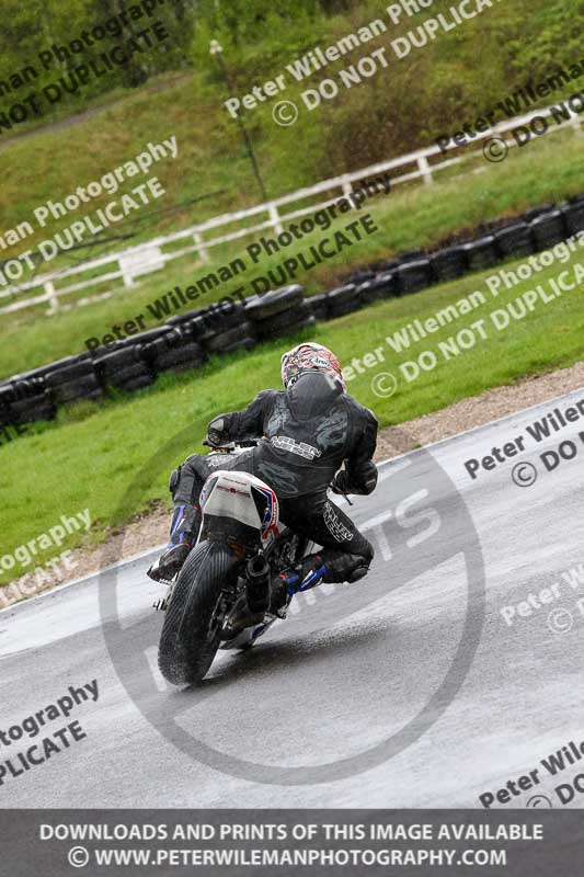 Three Sisters;Three Sisters photographs;Three Sisters trackday photographs;enduro digital images;event digital images;eventdigitalimages;lydden no limits trackday;no limits trackdays;peter wileman photography;racing digital images;trackday digital images;trackday photos