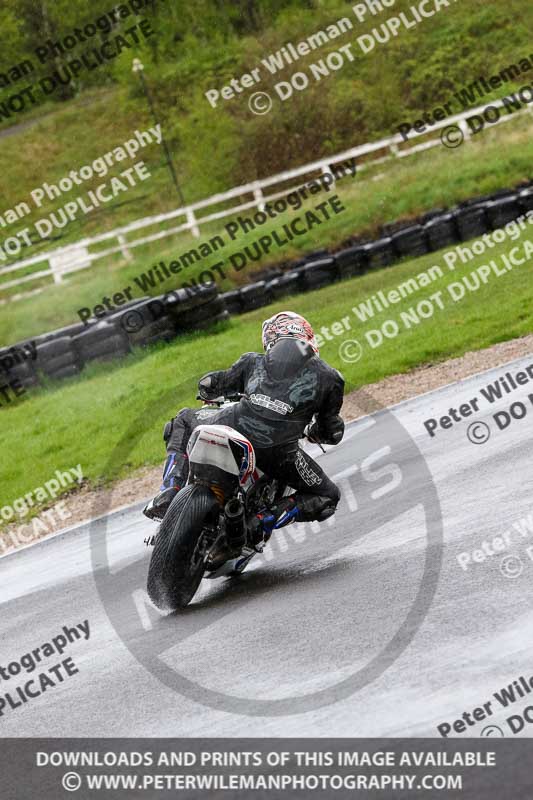 Three Sisters;Three Sisters photographs;Three Sisters trackday photographs;enduro digital images;event digital images;eventdigitalimages;lydden no limits trackday;no limits trackdays;peter wileman photography;racing digital images;trackday digital images;trackday photos