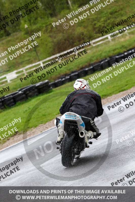 Three Sisters;Three Sisters photographs;Three Sisters trackday photographs;enduro digital images;event digital images;eventdigitalimages;lydden no limits trackday;no limits trackdays;peter wileman photography;racing digital images;trackday digital images;trackday photos