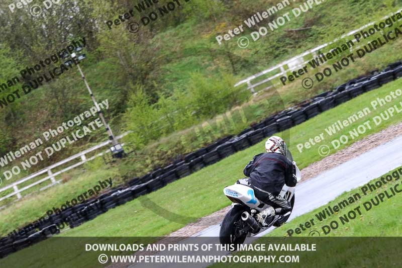 Three Sisters;Three Sisters photographs;Three Sisters trackday photographs;enduro digital images;event digital images;eventdigitalimages;lydden no limits trackday;no limits trackdays;peter wileman photography;racing digital images;trackday digital images;trackday photos