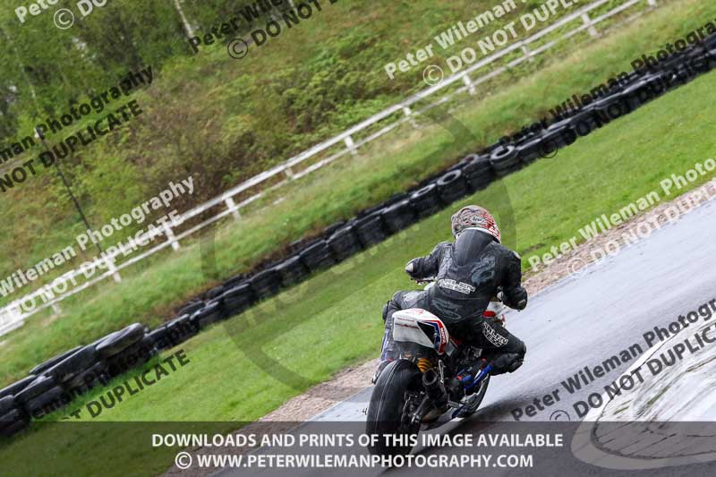 Three Sisters;Three Sisters photographs;Three Sisters trackday photographs;enduro digital images;event digital images;eventdigitalimages;lydden no limits trackday;no limits trackdays;peter wileman photography;racing digital images;trackday digital images;trackday photos