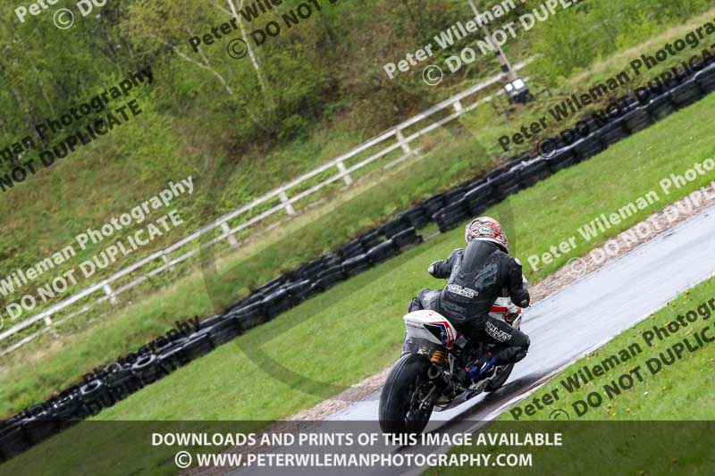 Three Sisters;Three Sisters photographs;Three Sisters trackday photographs;enduro digital images;event digital images;eventdigitalimages;lydden no limits trackday;no limits trackdays;peter wileman photography;racing digital images;trackday digital images;trackday photos