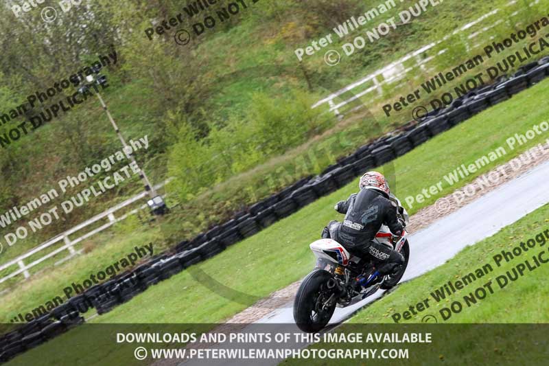 Three Sisters;Three Sisters photographs;Three Sisters trackday photographs;enduro digital images;event digital images;eventdigitalimages;lydden no limits trackday;no limits trackdays;peter wileman photography;racing digital images;trackday digital images;trackday photos