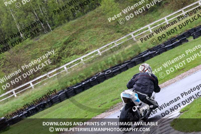 Three Sisters;Three Sisters photographs;Three Sisters trackday photographs;enduro digital images;event digital images;eventdigitalimages;lydden no limits trackday;no limits trackdays;peter wileman photography;racing digital images;trackday digital images;trackday photos