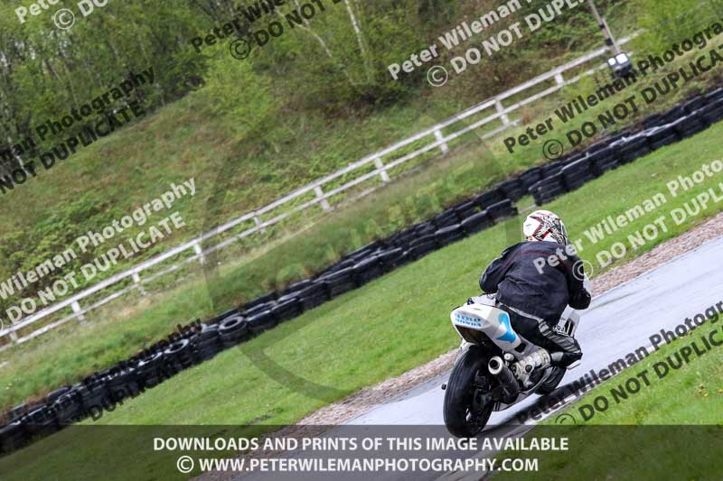 Three Sisters;Three Sisters photographs;Three Sisters trackday photographs;enduro digital images;event digital images;eventdigitalimages;lydden no limits trackday;no limits trackdays;peter wileman photography;racing digital images;trackday digital images;trackday photos