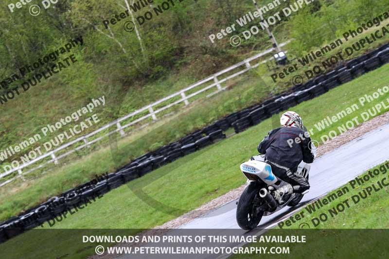 Three Sisters;Three Sisters photographs;Three Sisters trackday photographs;enduro digital images;event digital images;eventdigitalimages;lydden no limits trackday;no limits trackdays;peter wileman photography;racing digital images;trackday digital images;trackday photos