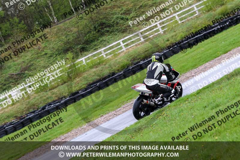 Three Sisters;Three Sisters photographs;Three Sisters trackday photographs;enduro digital images;event digital images;eventdigitalimages;lydden no limits trackday;no limits trackdays;peter wileman photography;racing digital images;trackday digital images;trackday photos