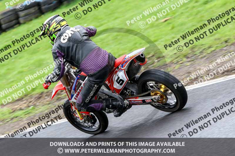 Three Sisters;Three Sisters photographs;Three Sisters trackday photographs;enduro digital images;event digital images;eventdigitalimages;lydden no limits trackday;no limits trackdays;peter wileman photography;racing digital images;trackday digital images;trackday photos