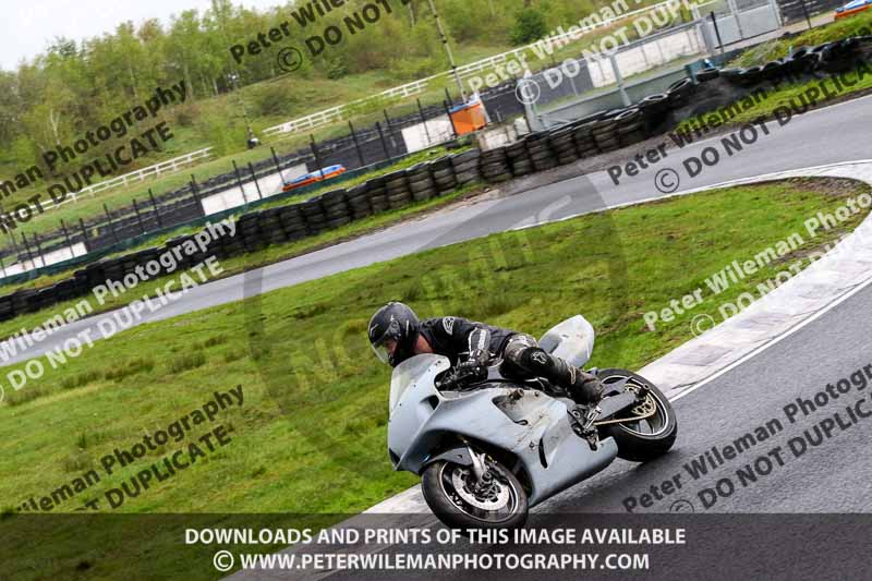 Three Sisters;Three Sisters photographs;Three Sisters trackday photographs;enduro digital images;event digital images;eventdigitalimages;lydden no limits trackday;no limits trackdays;peter wileman photography;racing digital images;trackday digital images;trackday photos