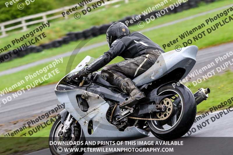 Three Sisters;Three Sisters photographs;Three Sisters trackday photographs;enduro digital images;event digital images;eventdigitalimages;lydden no limits trackday;no limits trackdays;peter wileman photography;racing digital images;trackday digital images;trackday photos