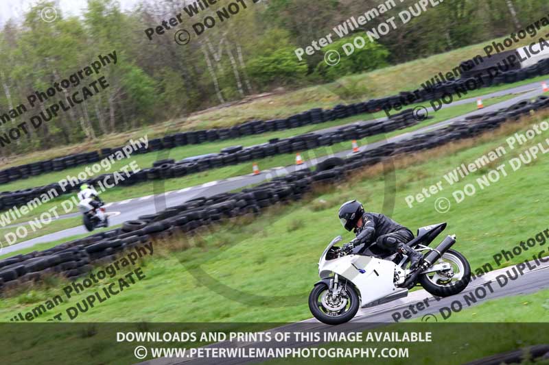 Three Sisters;Three Sisters photographs;Three Sisters trackday photographs;enduro digital images;event digital images;eventdigitalimages;lydden no limits trackday;no limits trackdays;peter wileman photography;racing digital images;trackday digital images;trackday photos