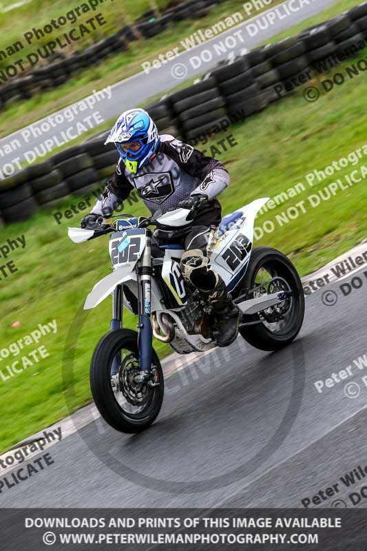 Three Sisters;Three Sisters photographs;Three Sisters trackday photographs;enduro digital images;event digital images;eventdigitalimages;lydden no limits trackday;no limits trackdays;peter wileman photography;racing digital images;trackday digital images;trackday photos