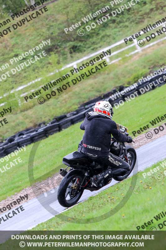 Three Sisters;Three Sisters photographs;Three Sisters trackday photographs;enduro digital images;event digital images;eventdigitalimages;lydden no limits trackday;no limits trackdays;peter wileman photography;racing digital images;trackday digital images;trackday photos