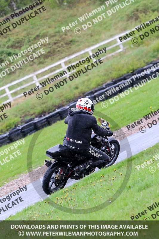 Three Sisters;Three Sisters photographs;Three Sisters trackday photographs;enduro digital images;event digital images;eventdigitalimages;lydden no limits trackday;no limits trackdays;peter wileman photography;racing digital images;trackday digital images;trackday photos