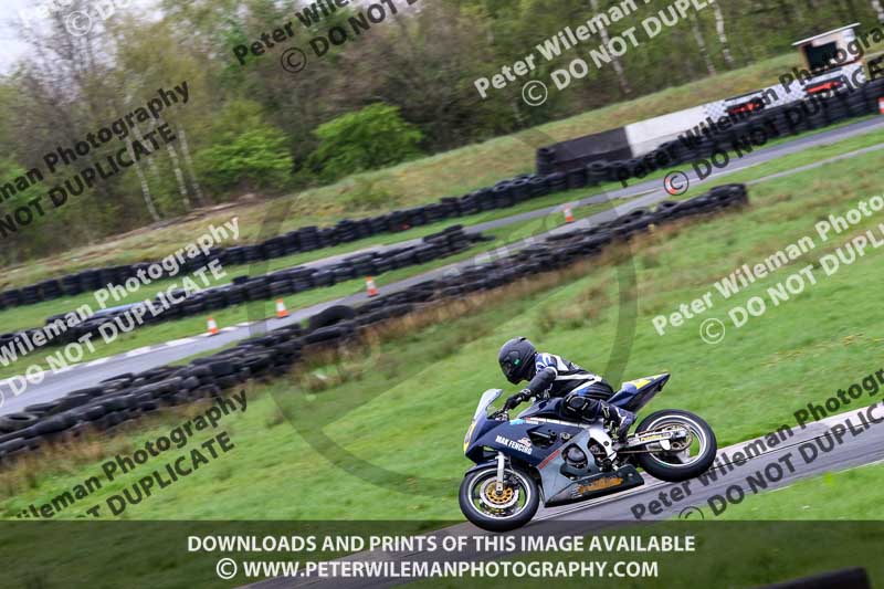 Three Sisters;Three Sisters photographs;Three Sisters trackday photographs;enduro digital images;event digital images;eventdigitalimages;lydden no limits trackday;no limits trackdays;peter wileman photography;racing digital images;trackday digital images;trackday photos