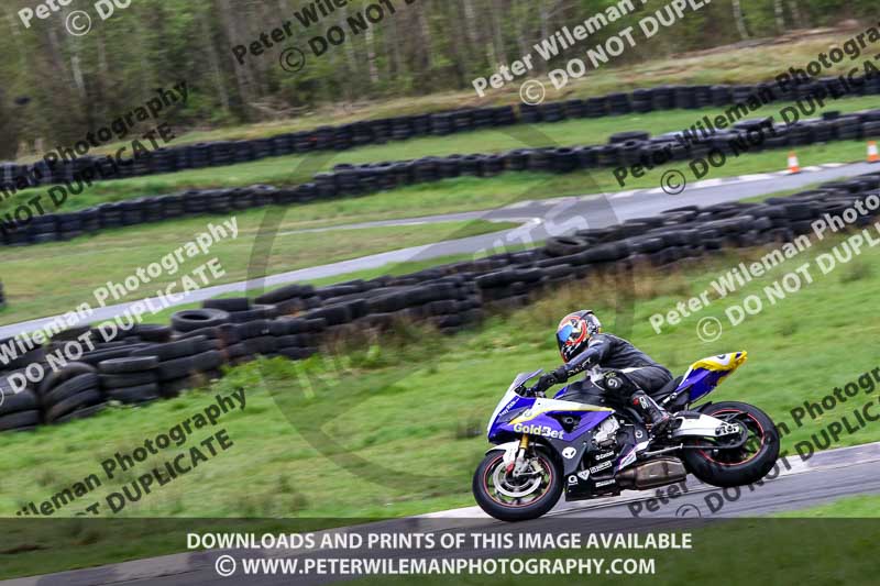 Three Sisters;Three Sisters photographs;Three Sisters trackday photographs;enduro digital images;event digital images;eventdigitalimages;lydden no limits trackday;no limits trackdays;peter wileman photography;racing digital images;trackday digital images;trackday photos