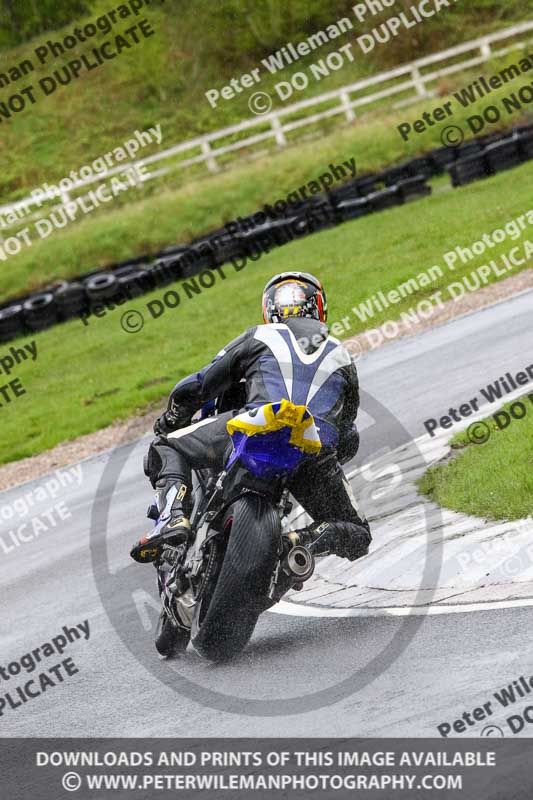 Three Sisters;Three Sisters photographs;Three Sisters trackday photographs;enduro digital images;event digital images;eventdigitalimages;lydden no limits trackday;no limits trackdays;peter wileman photography;racing digital images;trackday digital images;trackday photos