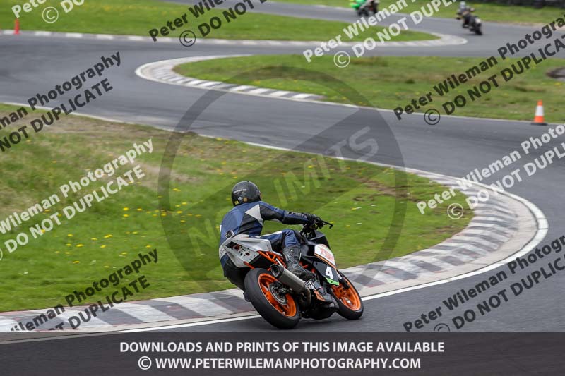 Three Sisters;Three Sisters photographs;Three Sisters trackday photographs;enduro digital images;event digital images;eventdigitalimages;lydden no limits trackday;no limits trackdays;peter wileman photography;racing digital images;trackday digital images;trackday photos