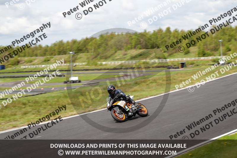 Three Sisters;Three Sisters photographs;Three Sisters trackday photographs;enduro digital images;event digital images;eventdigitalimages;lydden no limits trackday;no limits trackdays;peter wileman photography;racing digital images;trackday digital images;trackday photos