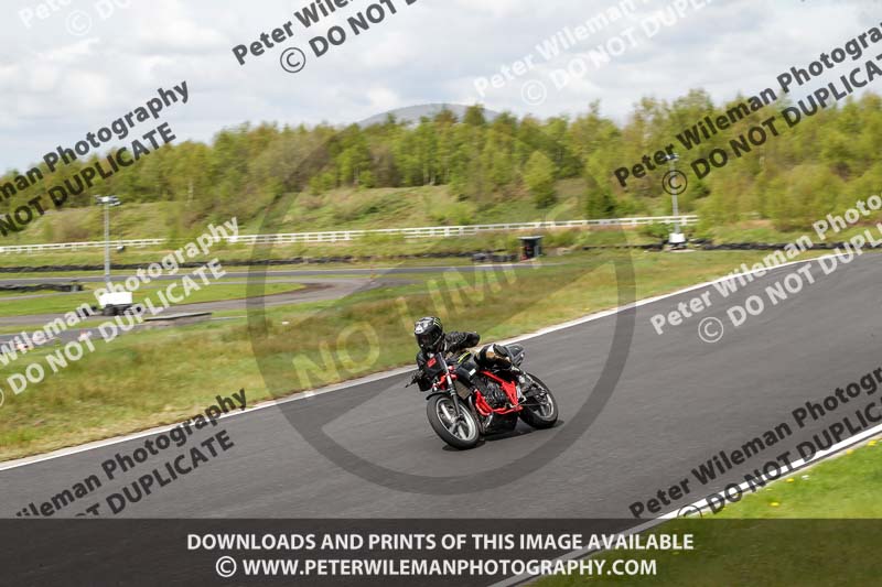 Three Sisters;Three Sisters photographs;Three Sisters trackday photographs;enduro digital images;event digital images;eventdigitalimages;lydden no limits trackday;no limits trackdays;peter wileman photography;racing digital images;trackday digital images;trackday photos