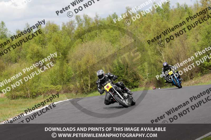 Three Sisters;Three Sisters photographs;Three Sisters trackday photographs;enduro digital images;event digital images;eventdigitalimages;lydden no limits trackday;no limits trackdays;peter wileman photography;racing digital images;trackday digital images;trackday photos