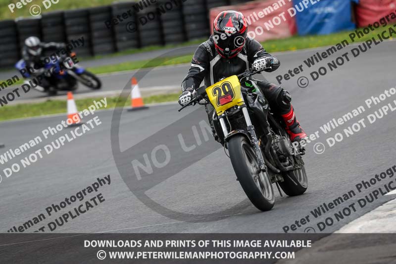 Three Sisters;Three Sisters photographs;Three Sisters trackday photographs;enduro digital images;event digital images;eventdigitalimages;lydden no limits trackday;no limits trackdays;peter wileman photography;racing digital images;trackday digital images;trackday photos