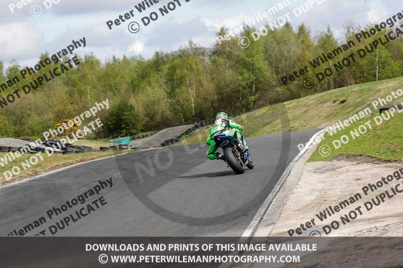 Three Sisters;Three Sisters photographs;Three Sisters trackday photographs;enduro digital images;event digital images;eventdigitalimages;lydden no limits trackday;no limits trackdays;peter wileman photography;racing digital images;trackday digital images;trackday photos