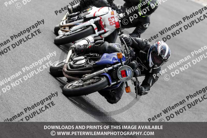 Three Sisters;Three Sisters photographs;Three Sisters trackday photographs;enduro digital images;event digital images;eventdigitalimages;lydden no limits trackday;no limits trackdays;peter wileman photography;racing digital images;trackday digital images;trackday photos