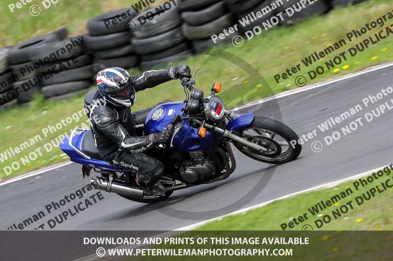 Three Sisters;Three Sisters photographs;Three Sisters trackday photographs;enduro digital images;event digital images;eventdigitalimages;lydden no limits trackday;no limits trackdays;peter wileman photography;racing digital images;trackday digital images;trackday photos