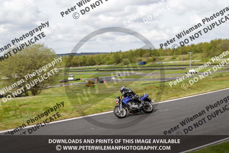 Three Sisters;Three Sisters photographs;Three Sisters trackday photographs;enduro digital images;event digital images;eventdigitalimages;lydden no limits trackday;no limits trackdays;peter wileman photography;racing digital images;trackday digital images;trackday photos