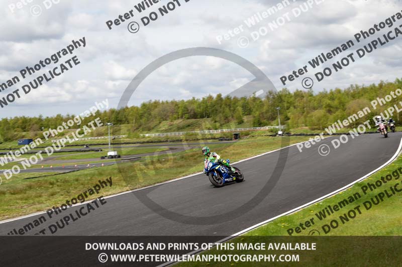 Three Sisters;Three Sisters photographs;Three Sisters trackday photographs;enduro digital images;event digital images;eventdigitalimages;lydden no limits trackday;no limits trackdays;peter wileman photography;racing digital images;trackday digital images;trackday photos