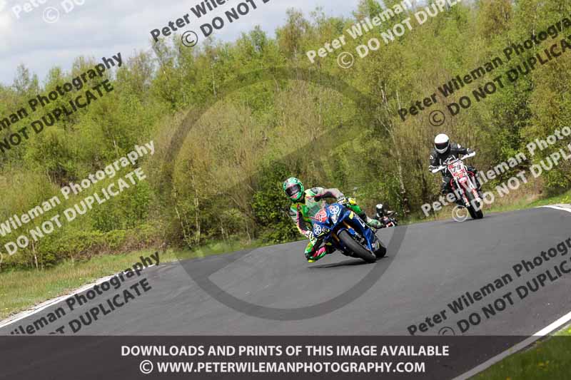 Three Sisters;Three Sisters photographs;Three Sisters trackday photographs;enduro digital images;event digital images;eventdigitalimages;lydden no limits trackday;no limits trackdays;peter wileman photography;racing digital images;trackday digital images;trackday photos