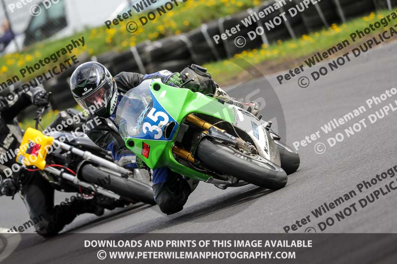 Three Sisters;Three Sisters photographs;Three Sisters trackday photographs;enduro digital images;event digital images;eventdigitalimages;lydden no limits trackday;no limits trackdays;peter wileman photography;racing digital images;trackday digital images;trackday photos