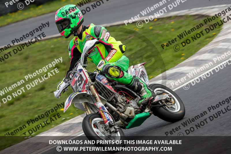 Three Sisters;Three Sisters photographs;Three Sisters trackday photographs;enduro digital images;event digital images;eventdigitalimages;lydden no limits trackday;no limits trackdays;peter wileman photography;racing digital images;trackday digital images;trackday photos