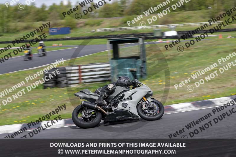 Three Sisters;Three Sisters photographs;Three Sisters trackday photographs;enduro digital images;event digital images;eventdigitalimages;lydden no limits trackday;no limits trackdays;peter wileman photography;racing digital images;trackday digital images;trackday photos