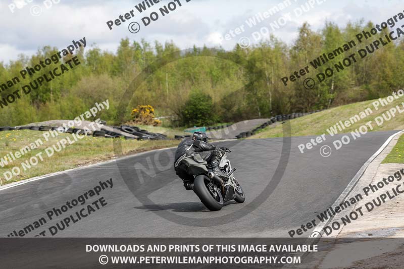 Three Sisters;Three Sisters photographs;Three Sisters trackday photographs;enduro digital images;event digital images;eventdigitalimages;lydden no limits trackday;no limits trackdays;peter wileman photography;racing digital images;trackday digital images;trackday photos