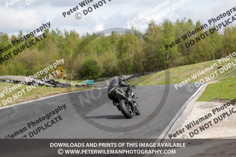 Three Sisters;Three Sisters photographs;Three Sisters trackday photographs;enduro digital images;event digital images;eventdigitalimages;lydden no limits trackday;no limits trackdays;peter wileman photography;racing digital images;trackday digital images;trackday photos