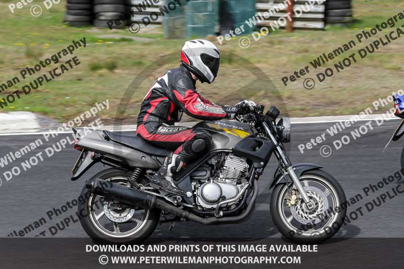 Three Sisters;Three Sisters photographs;Three Sisters trackday photographs;enduro digital images;event digital images;eventdigitalimages;lydden no limits trackday;no limits trackdays;peter wileman photography;racing digital images;trackday digital images;trackday photos