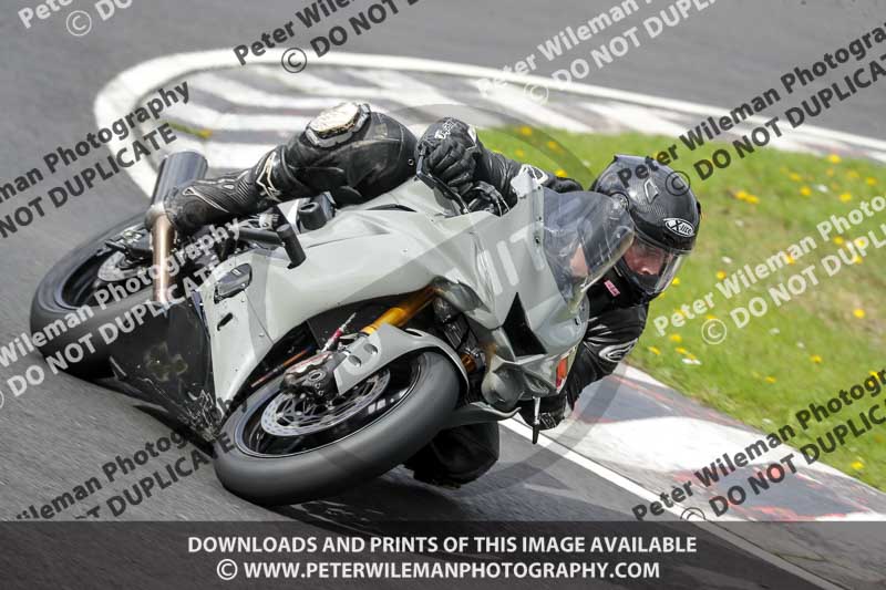 Three Sisters;Three Sisters photographs;Three Sisters trackday photographs;enduro digital images;event digital images;eventdigitalimages;lydden no limits trackday;no limits trackdays;peter wileman photography;racing digital images;trackday digital images;trackday photos