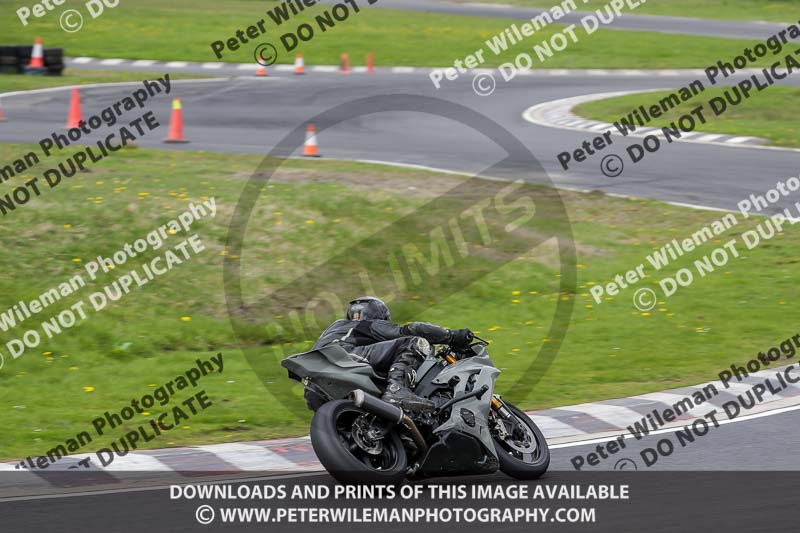 Three Sisters;Three Sisters photographs;Three Sisters trackday photographs;enduro digital images;event digital images;eventdigitalimages;lydden no limits trackday;no limits trackdays;peter wileman photography;racing digital images;trackday digital images;trackday photos