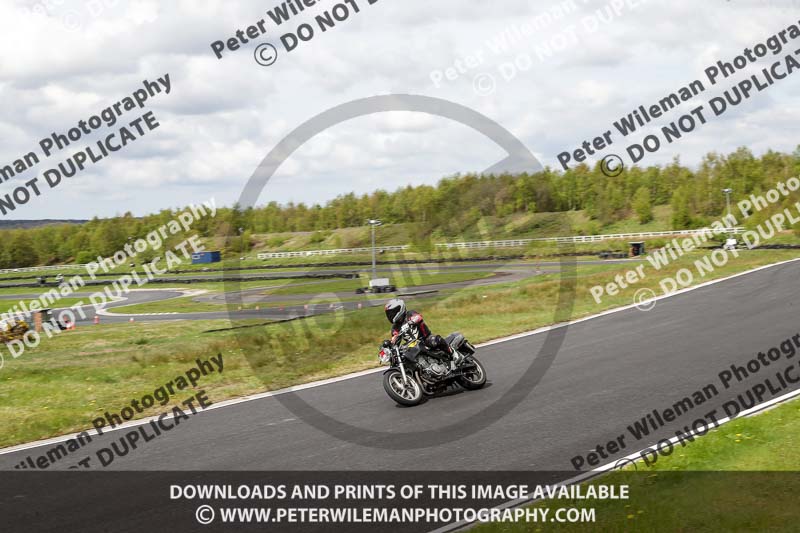 Three Sisters;Three Sisters photographs;Three Sisters trackday photographs;enduro digital images;event digital images;eventdigitalimages;lydden no limits trackday;no limits trackdays;peter wileman photography;racing digital images;trackday digital images;trackday photos